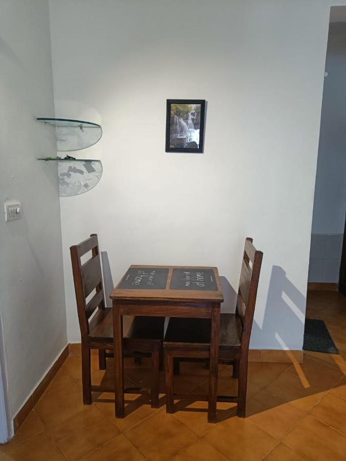Contemporary Studio Apartment In Calangute, Goa Eksteriør billede